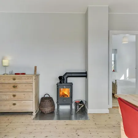 Ferienhaus Holiday Hening - 1-5km From The Sea In Funen